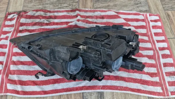 AUDI A4 8K Faro Izquierdo 8K0941029AF image 5