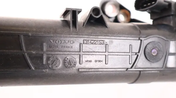 VOLVO XC90 II 2.0 T6 Intercooler-Schlauch image 6