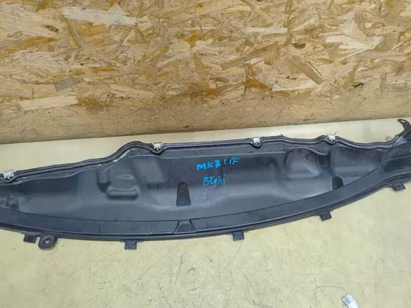 Ford Fiesta MK7 tuulilasin alareunatiiviste 8A61A016B26 image 4
