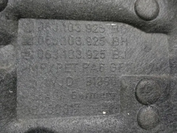 VW Beetle 5C 2.0 TSI Ylämotorikansi OEM image 4