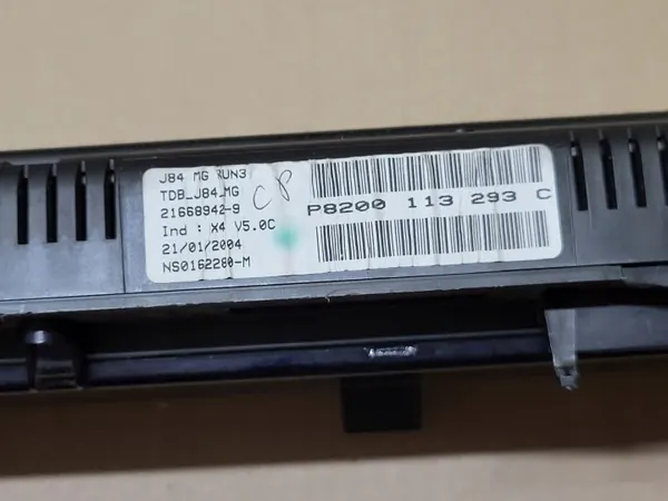 Renault OE Kombiinstrument P8200113293C image 10