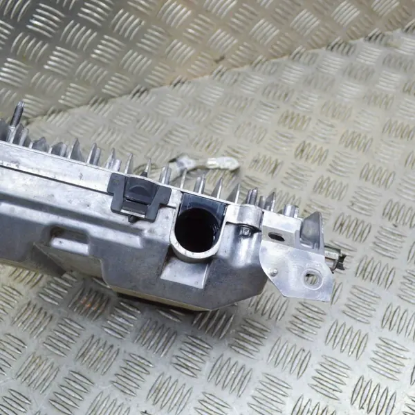 Módulo suspensão pneumática Tesla Model 3 OEM 111818200K image 4