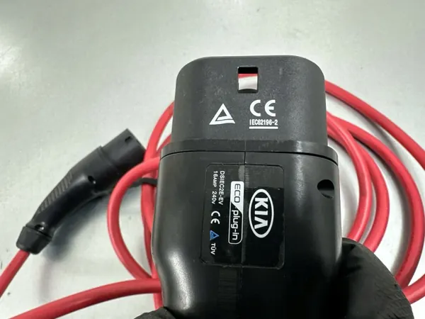 Câble de charge IEC621962 pour KIA Optima 2018 Hybride image 7