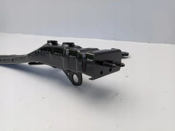 OEM SUBARU OUTBACK VI 6 2021 Travessa Dianteira Usada image 10