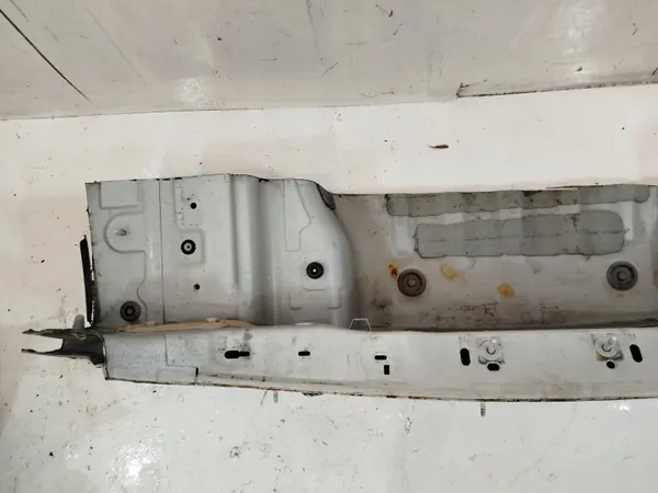 Taka-akseli OEM 3G VW.000.360 VW Passat B8 Farmarille image 4