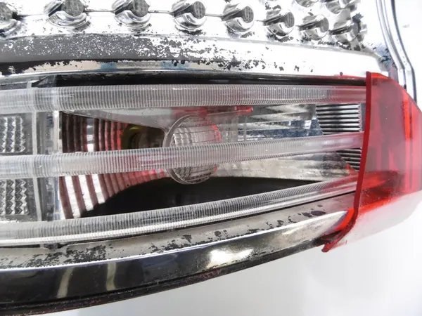 Luz trasera izquierda Mercedes ML GL W166 image 6