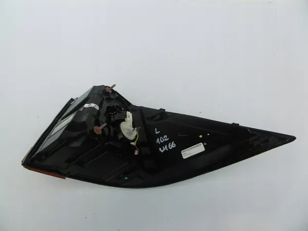 Luz trasera izquierda Mercedes ML GL W166 image 9