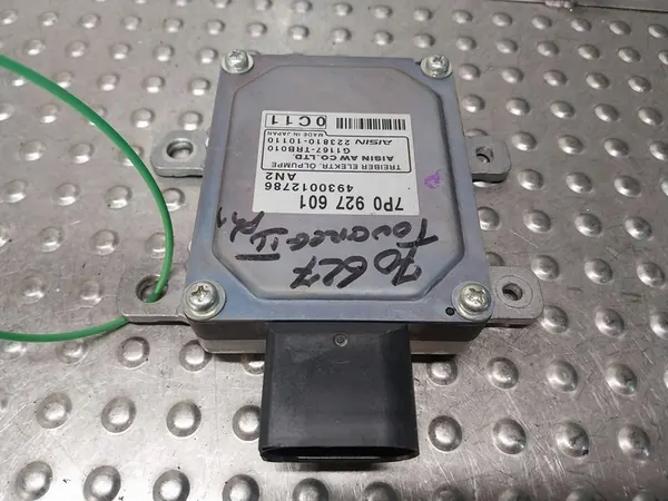 Module de suspension pneumatique Volkswagen Touareg II 2012 7P0927601 image 1