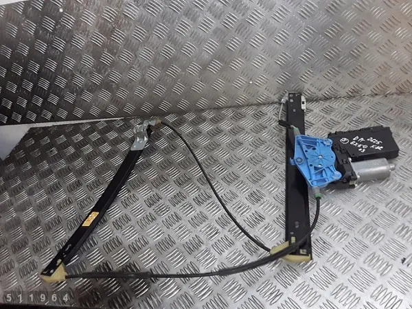 Seat Exeo Window Regulator OEM 8E1959802G - Used image 2
