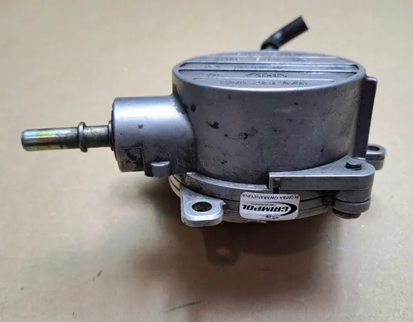 Tyhjiöpumppu OEM 24465382 Opel Vectra C Signumille image 4