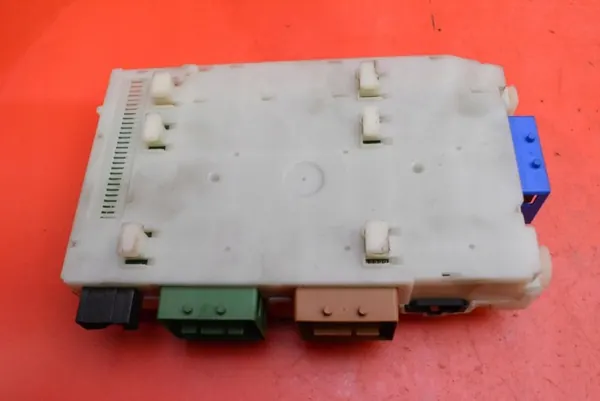 OEM 7G9T-14C256-FA sulakekotelo Volvo S70 V70:lle image 6