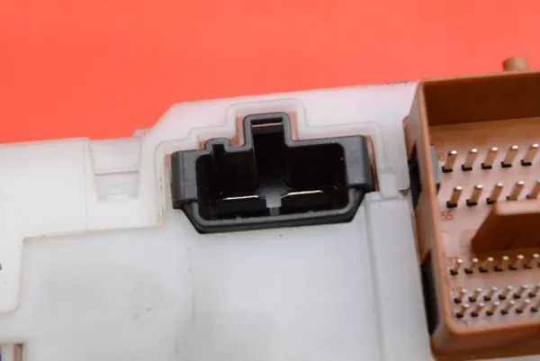 OEM 7G9T-14C256-FA sulakekotelo Volvo S70 V70:lle image 8