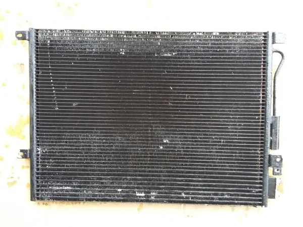 Radiador de Aire Acondicionado Jeep Grand Cherokee WK1 image 3