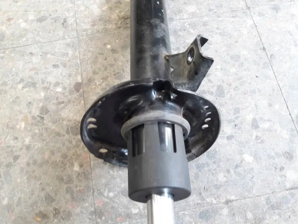 Amortisseur Avant OEM 5R3413031H pour VW Caddy V image 4