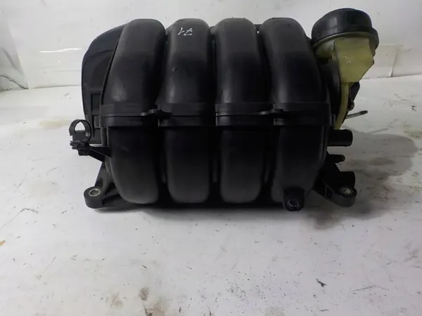 Inlaatspruitstuk Toyota Verso 13-18 OEM 1028856S01 image 3