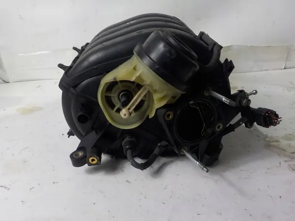 Inlaatspruitstuk Toyota Verso 13-18 OEM 1028856S01 image 4