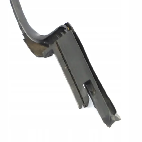 Mercedes C205 Cabrio Katetiiviste OEM A2057504000 image 5