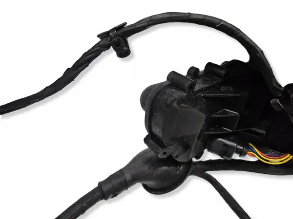 Barra de remolque usada OEM 83A800495E para Audi Q3 F3 image 3