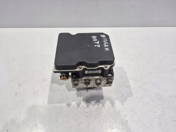 Bomba ABS OEM 476609U000 para Nissan Note I E11 image 2