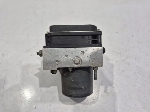 Bomba ABS OEM 476609U000 para Nissan Note I E11 image 5