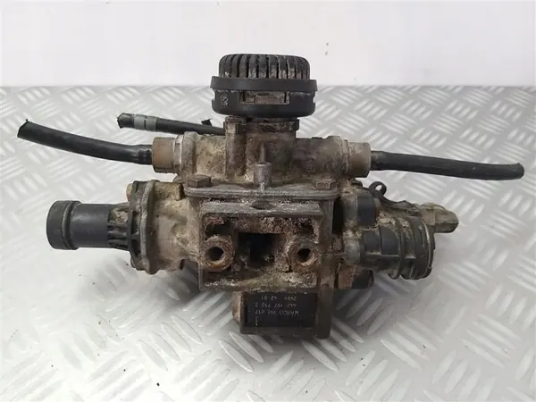 Válvula de ar OEM 4421977102 para Renault Midlum 2000-2014 image 3