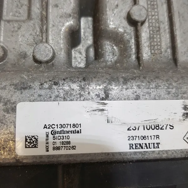 Motorcomputer OEM 237106117R voor Renault Master 3 image 3