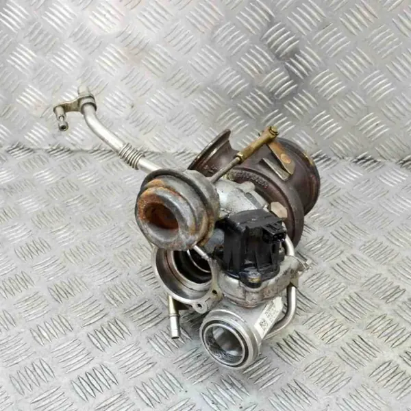 Turbo usado OEM 82171902 para BMW 5 F10 4.4L image 4