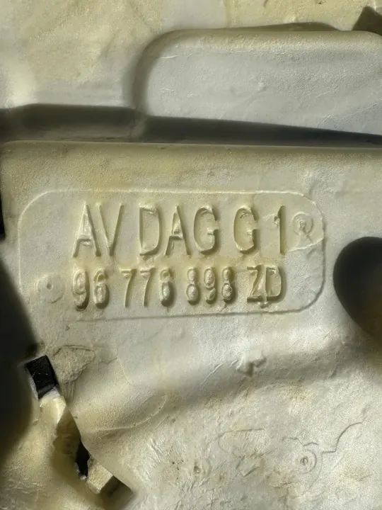 OEM 96776898ZD Fram vänster matta för Citroen C4 Grand Picasso II image 5
