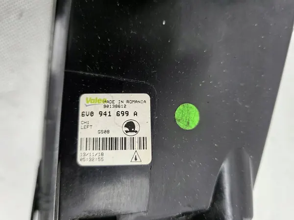 Farol de neblina dianteiro esquerdo Skoda image 9