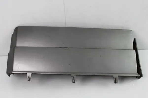 OEM 360213352 Vasen lokasuoja Range Rover L322:lle image 2