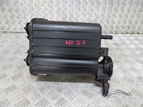 Jeep Grand Cherokee WK 5.7 Carbon Filter 04891762AA image 2