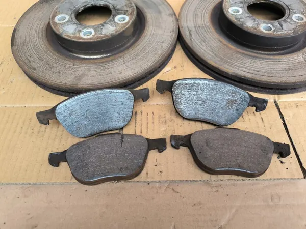 Disques de frein avant Ford Kuga MK1 OEM Delphi 2.0 TDCI image 10