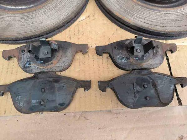 Disques de frein avant Ford Kuga MK1 OEM Delphi 2.0 TDCI image 8