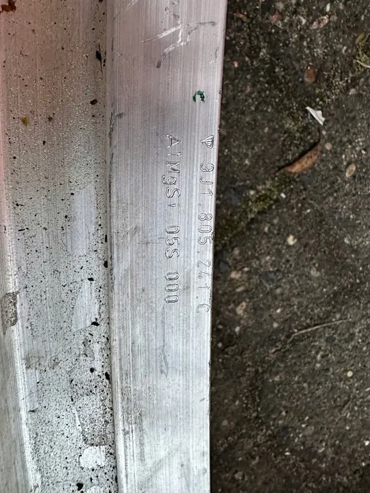 Porsche Taycan Etupuskuri Vahvistus 9J1805241C image 3