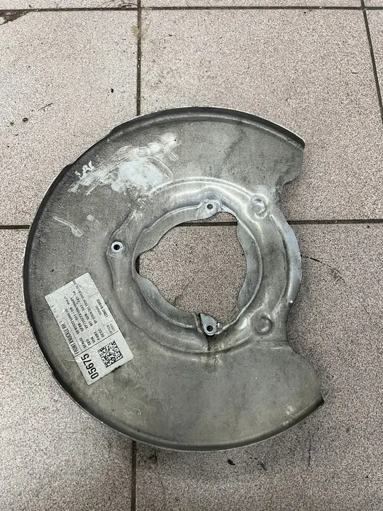 TESLA MODEL Y Protetor de Freio Direito Dianteiro 335mm image 2