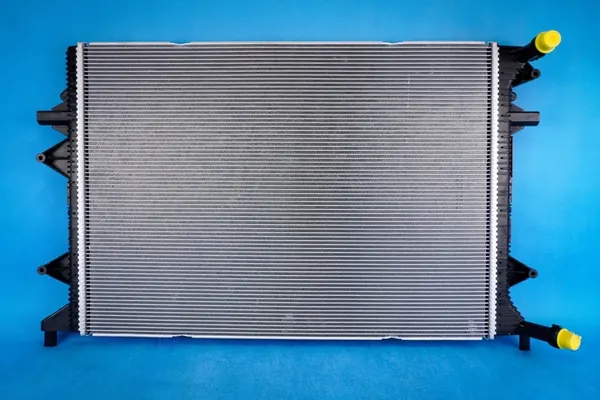 Radiador de agua adicional VW Tiguan 1.4TSI image 2