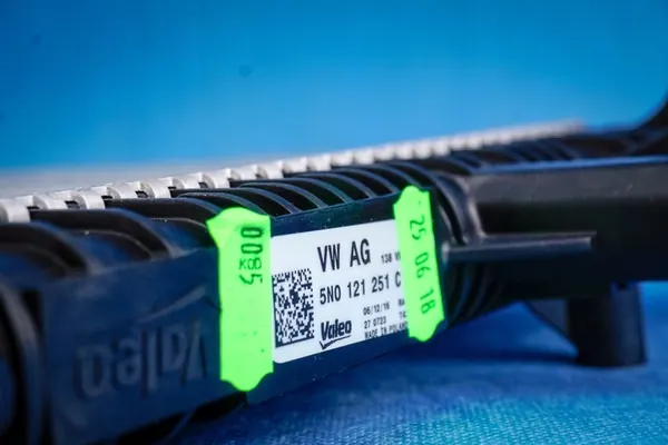 Radiador de agua adicional VW Tiguan 1.4TSI image 3