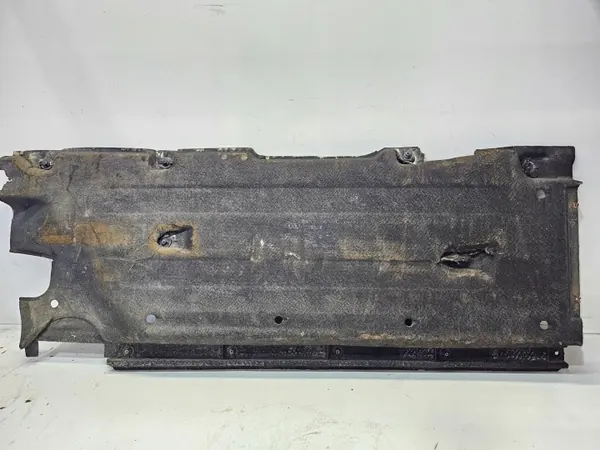 Audi Q3 Lift 8U Unterbodenschutz Links OEM 8U0825207 image 2