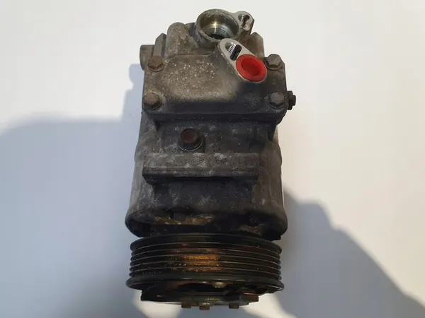 Compressor de Ar Condicionado VW Touran 1.9 TDI 1K0820803S image 7