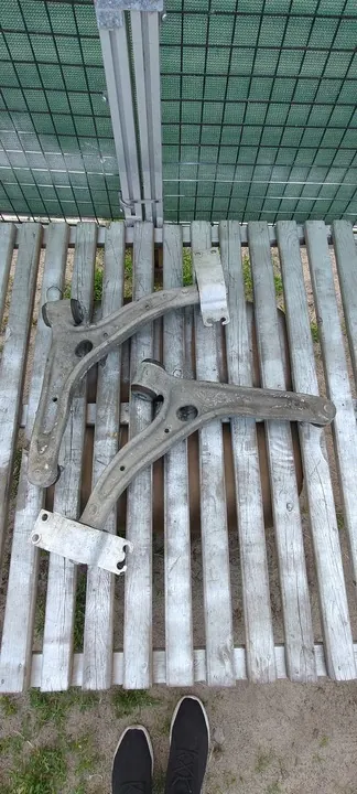 MERCEDES W176 W246 W117 W156 Höger Framdämpare image 2