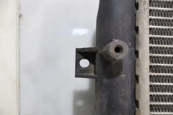 VW PASSAT B6 1.9 TDI Radiador de agua 1K0121253H image 7