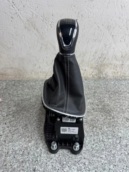 Pommeau de levier OEM 341183650 pour Astra K 2015-2019 image 2