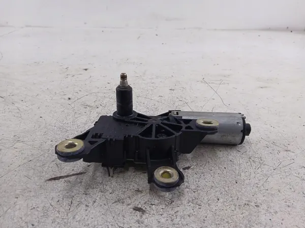 SKODA OCTAVIA I KOMBI TAUSTALOSKIMMEKSI 1U9955711 image 4