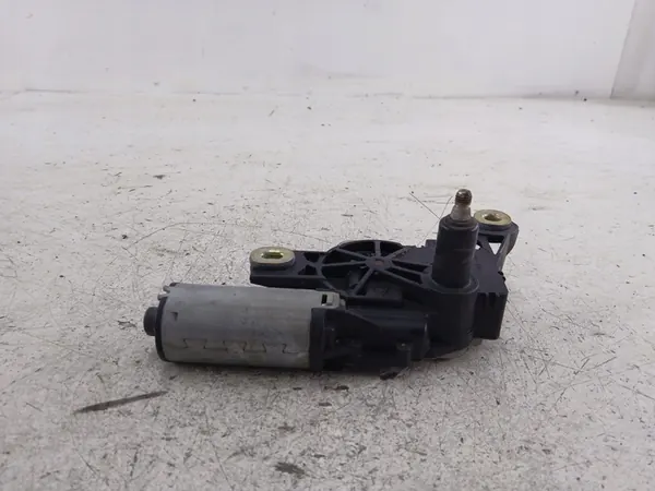 SKODA OCTAVIA I KOMBI TAUSTALOSKIMMEKSI 1U9955711 image 5