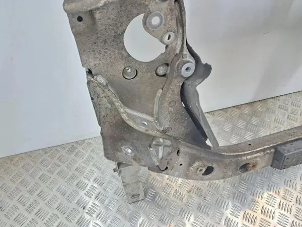 Mercedes-Benz S W222 Voorste hulpframe OEM 2226200187 image 6