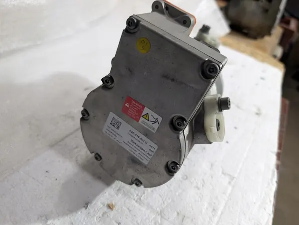 Compressore Aria Condizionata VW Golf VII 5QE816803G image 3
