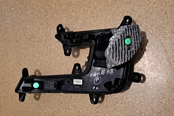 VOLKSWAGEN PASSAT B8 2018 Farol Direito LED DRL 3G0941056A image 4