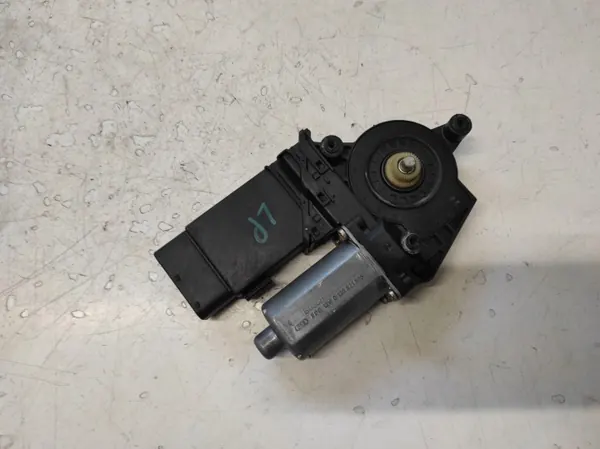 Fensterheber links vorne VW PASSAT B5 LIFT 00- OEM image 3