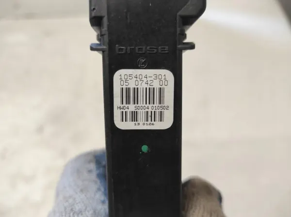 Fensterheber links vorne VW PASSAT B5 LIFT 00- OEM image 4