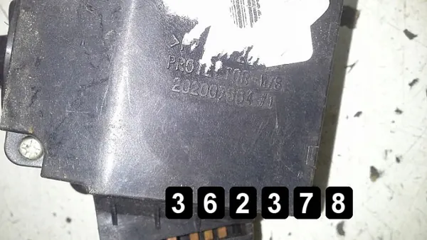 Interruptor Hyundai OEM AM-362378 - Estado Usado image 7